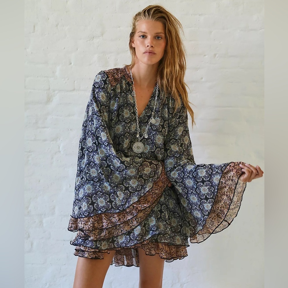 Free People ‘Gabi’ Open Back Layered Ruffle Tunic Swing Dress in Blue, sz Small